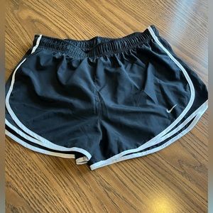 Boys Nike Dry Fit Shorts Size L
